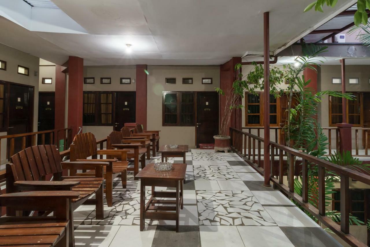 Reddoorz Syariah Near Fort Marlborough 벵쿨루 외부 사진