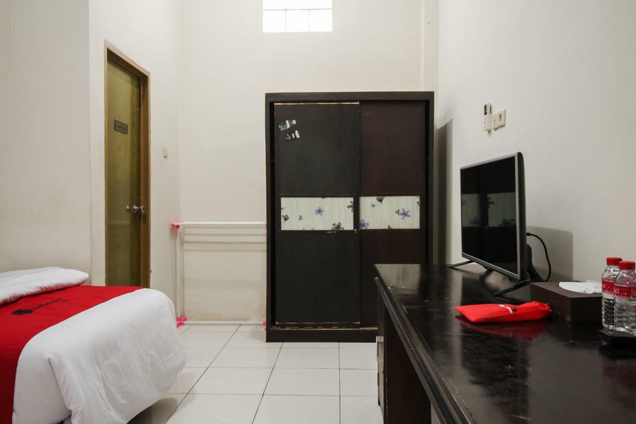 Reddoorz Syariah Near Fort Marlborough 벵쿨루 외부 사진
