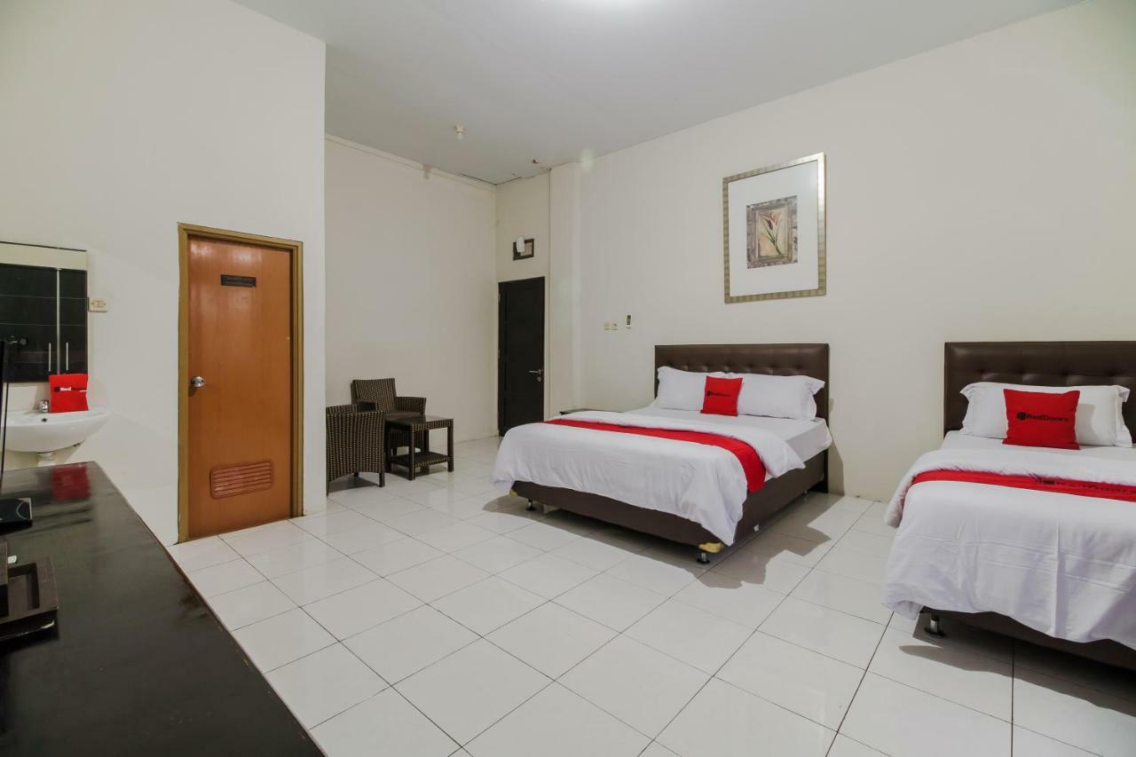 Reddoorz Syariah Near Fort Marlborough 벵쿨루 외부 사진