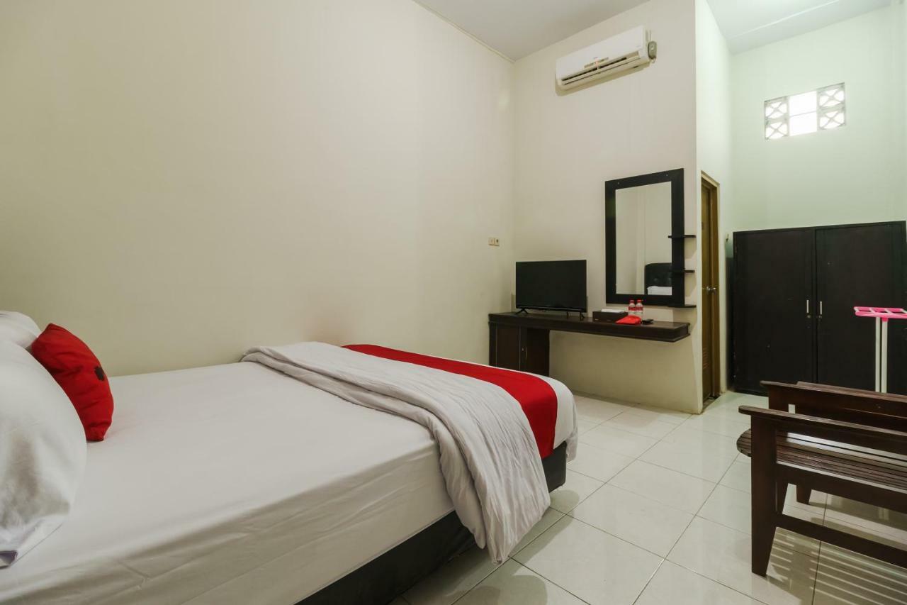 Reddoorz Syariah Near Fort Marlborough 벵쿨루 외부 사진