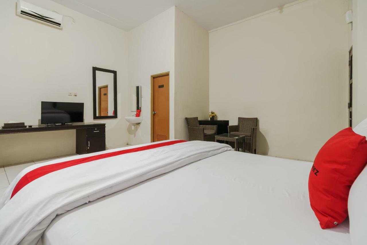 Reddoorz Syariah Near Fort Marlborough 벵쿨루 외부 사진